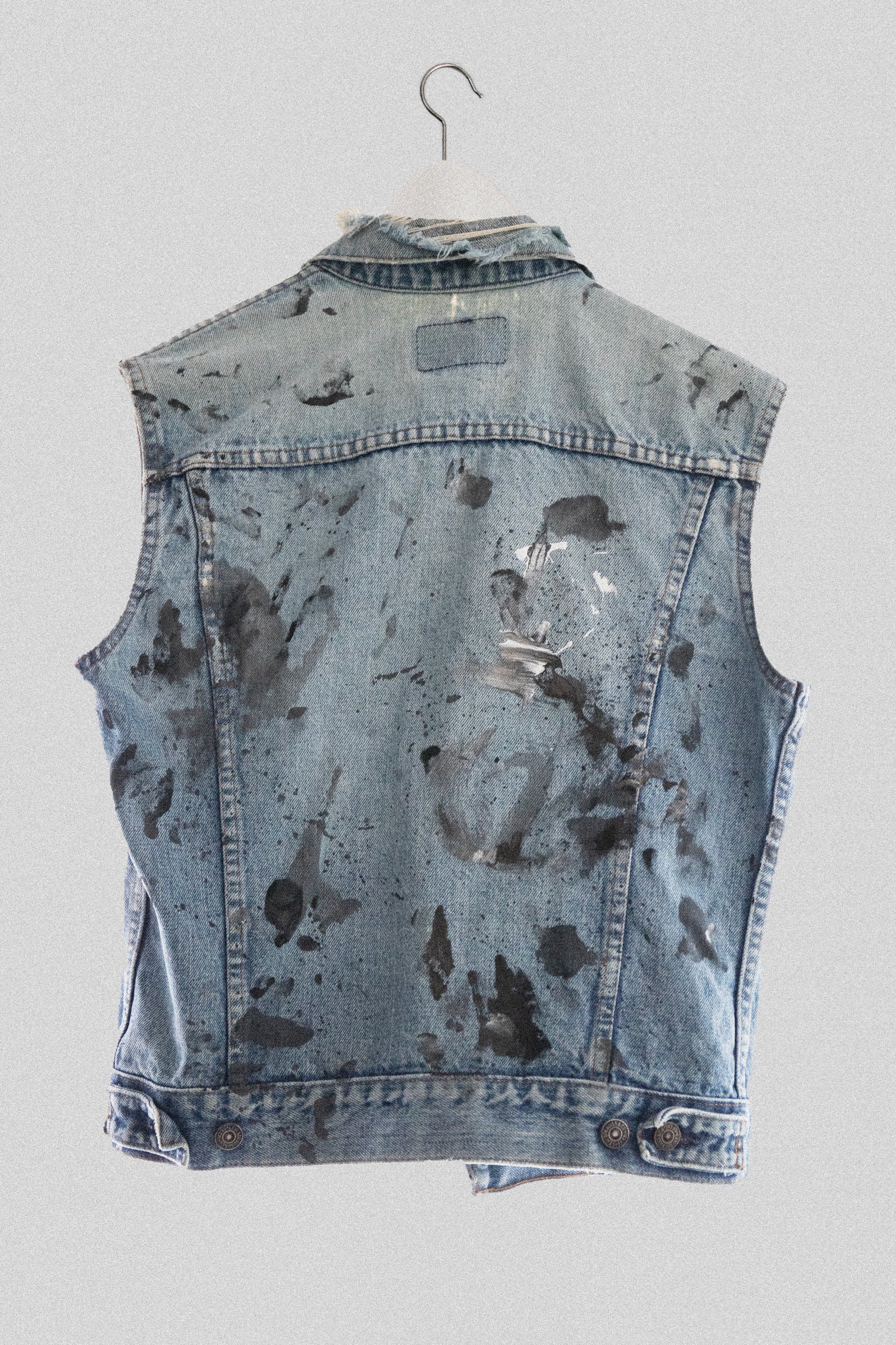 Painted Vintage Levi's Vest | Small